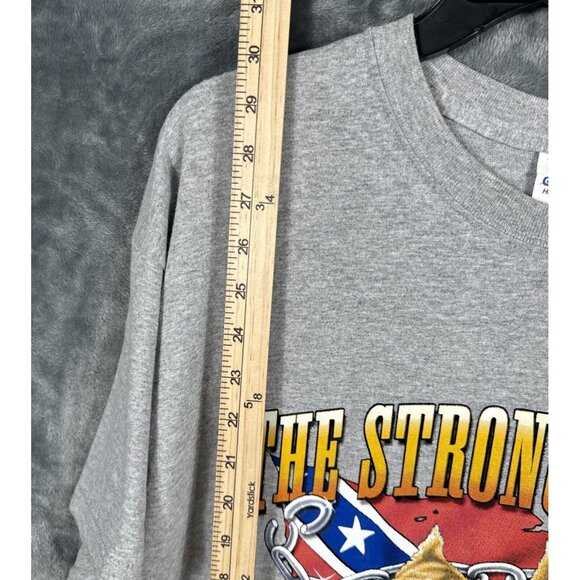 The Strong Survive Men’s T-shirt Gray American Pit Bull Patriotic Shirt - Picture 3 of 7